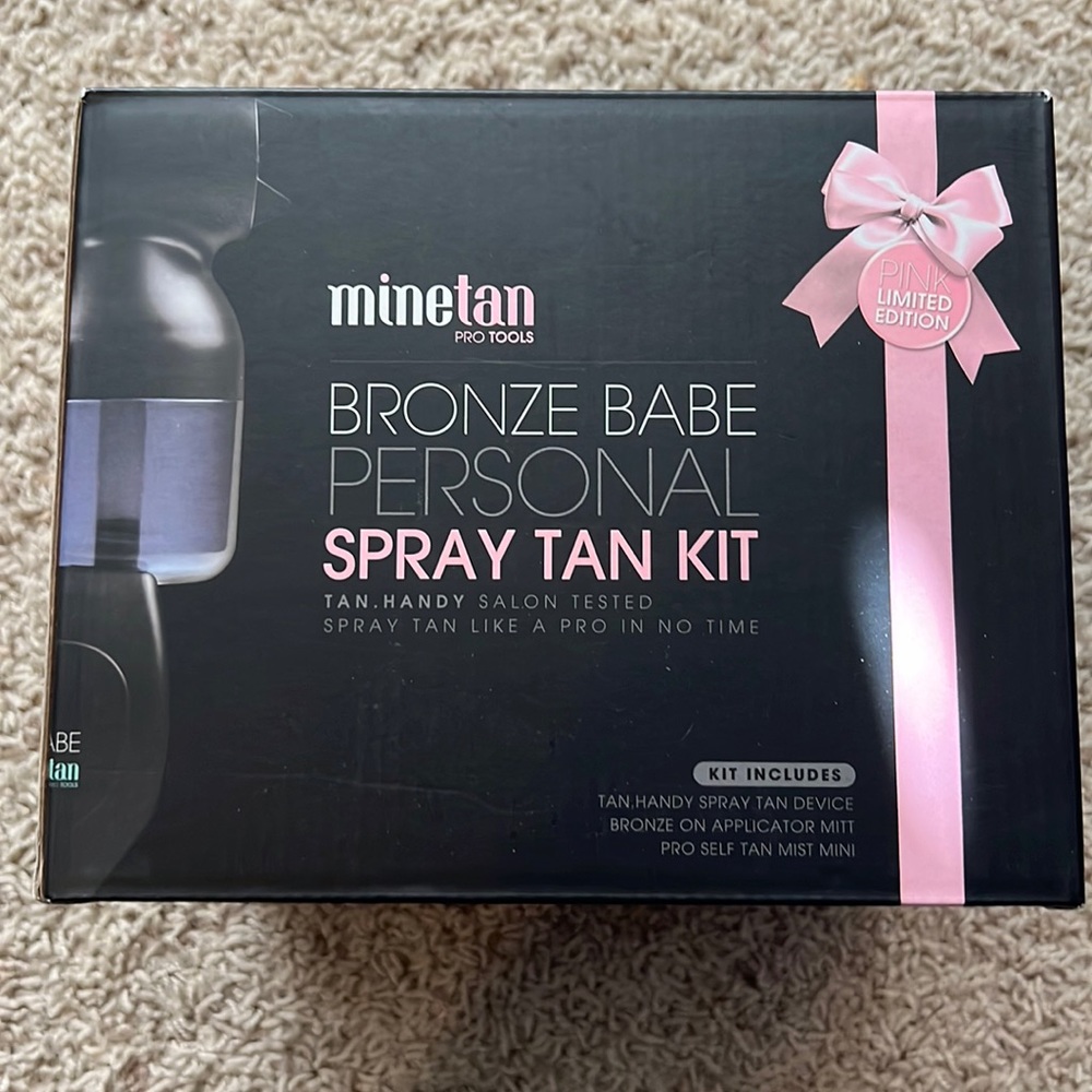 Mine tan Pro Pink spray tan kit